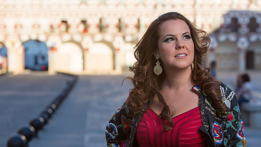 El cante flamenco de Esther Merino en el Sábado Alegre de Campanario